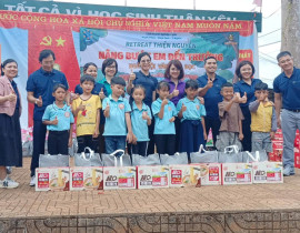 CLB Doanh nghiệp 3 Gốc thực hiện chương trình "Ngày hội văn hoá đọc",